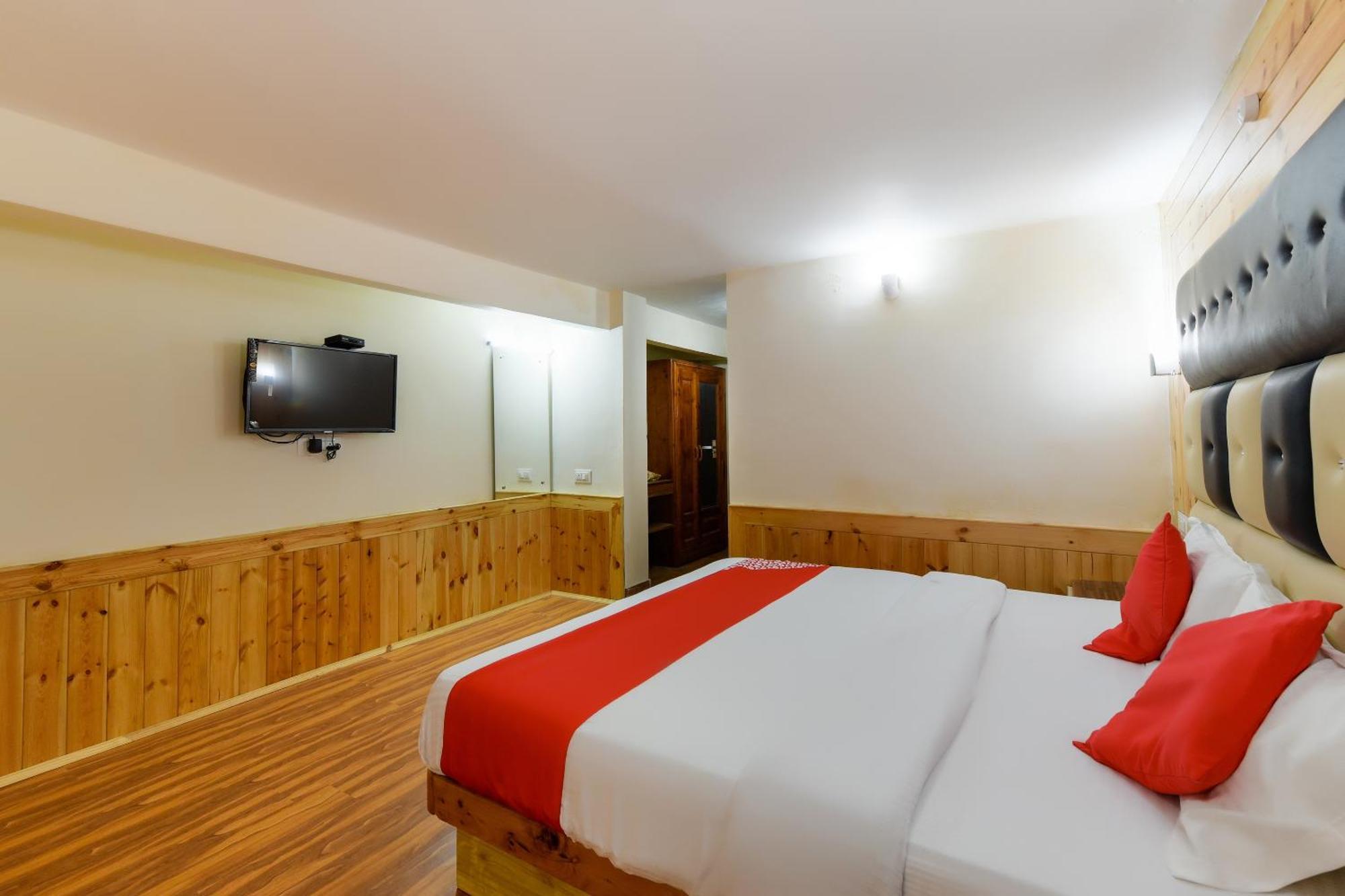 Oyo 46485 Hotel Vijayant มะนาลี ภายนอก รูปภาพ